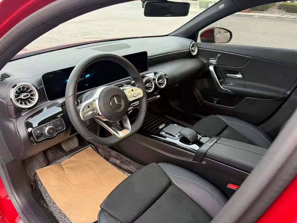 Mercedes-Benz A-Class 2020 A 200 L Sports Sedan купить на сайте DeffCars