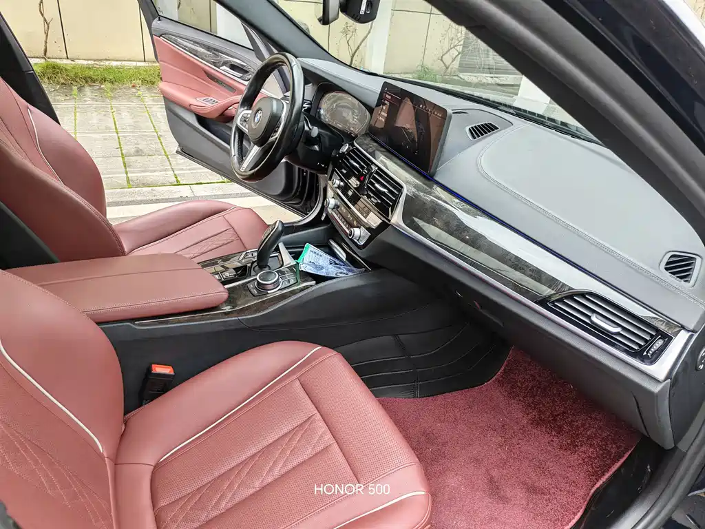BMW 5 Series 2022 525Li M Sports Package купить на сайте DeffCars