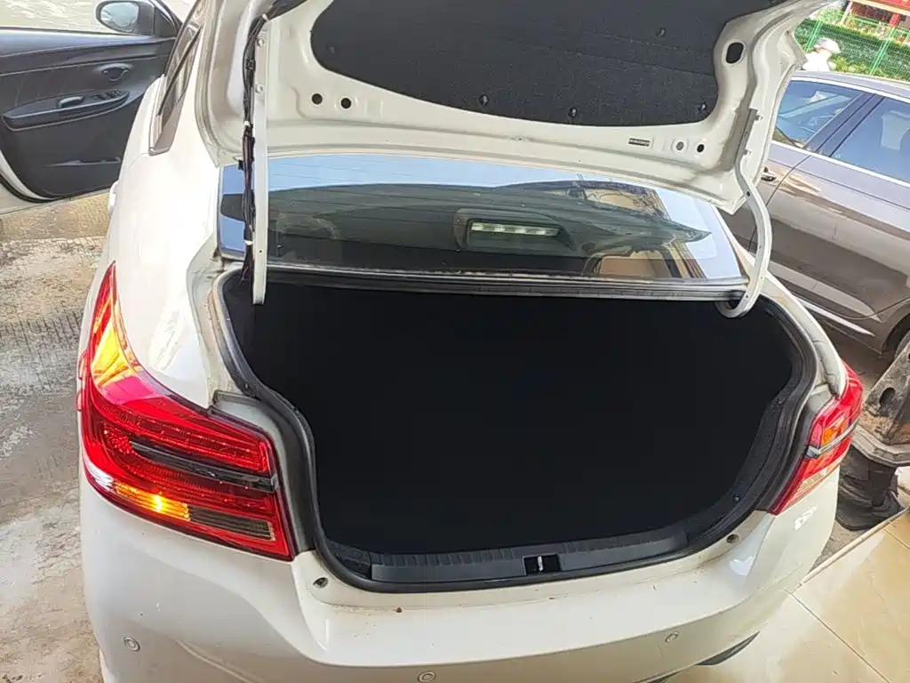 YARiS L 2019 1.5E CVT Charming Edition National VI купить на сайте DeffCars
