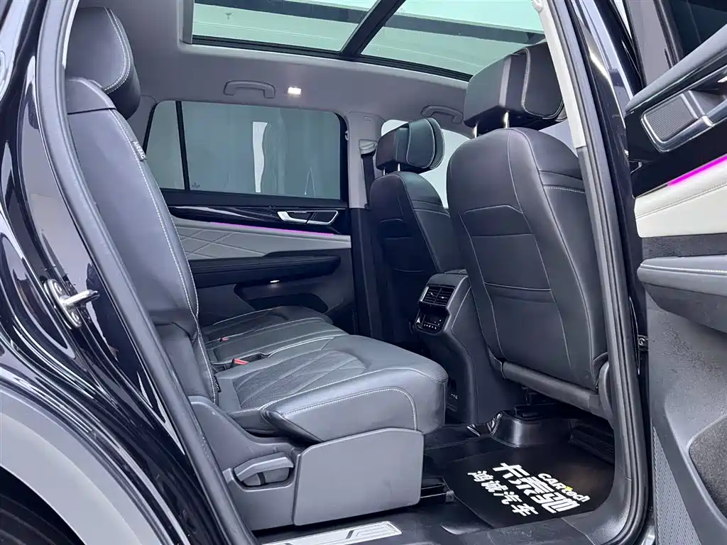 Touron 2024 380TSI four-wheel drive Dragon Edition купить на сайте DeffCars