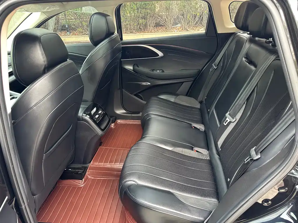 Xingtu Lingyun 2024 300T 2WD Xingyao Edition купить на сайте DeffCars