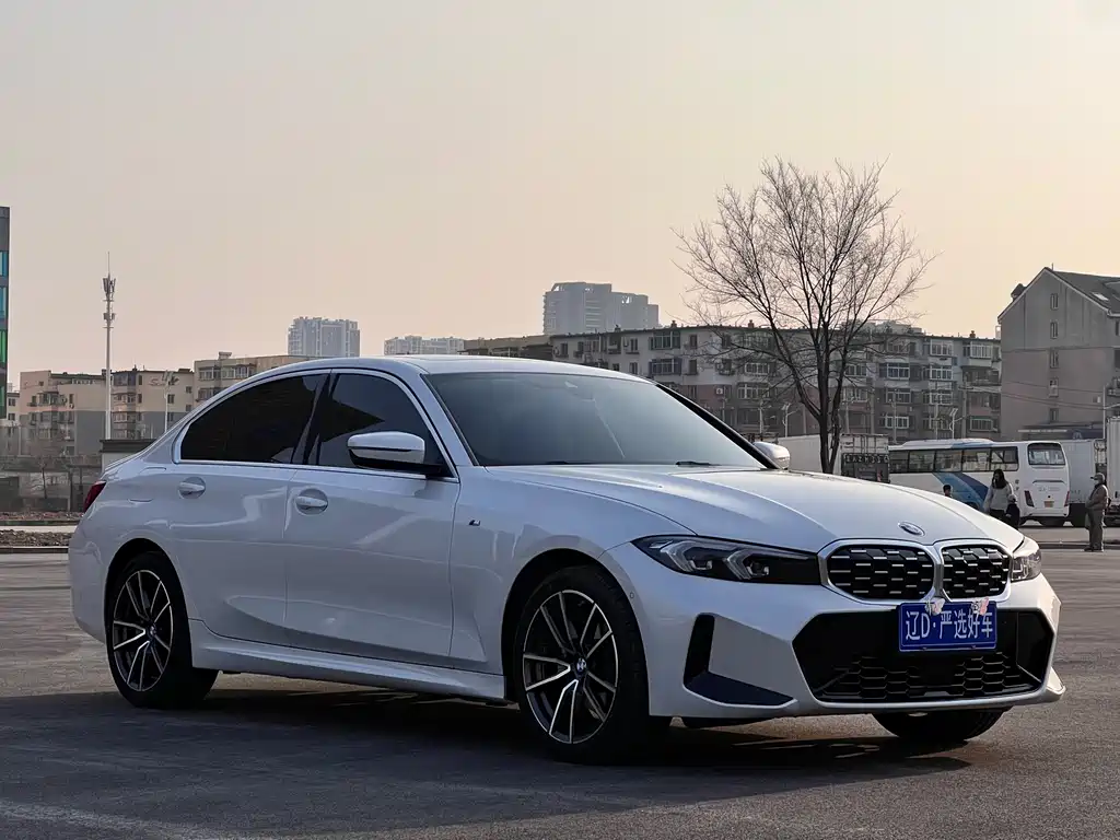 BMW 3 Series 2023 325i M Sports Package купить на сайте DeffCars