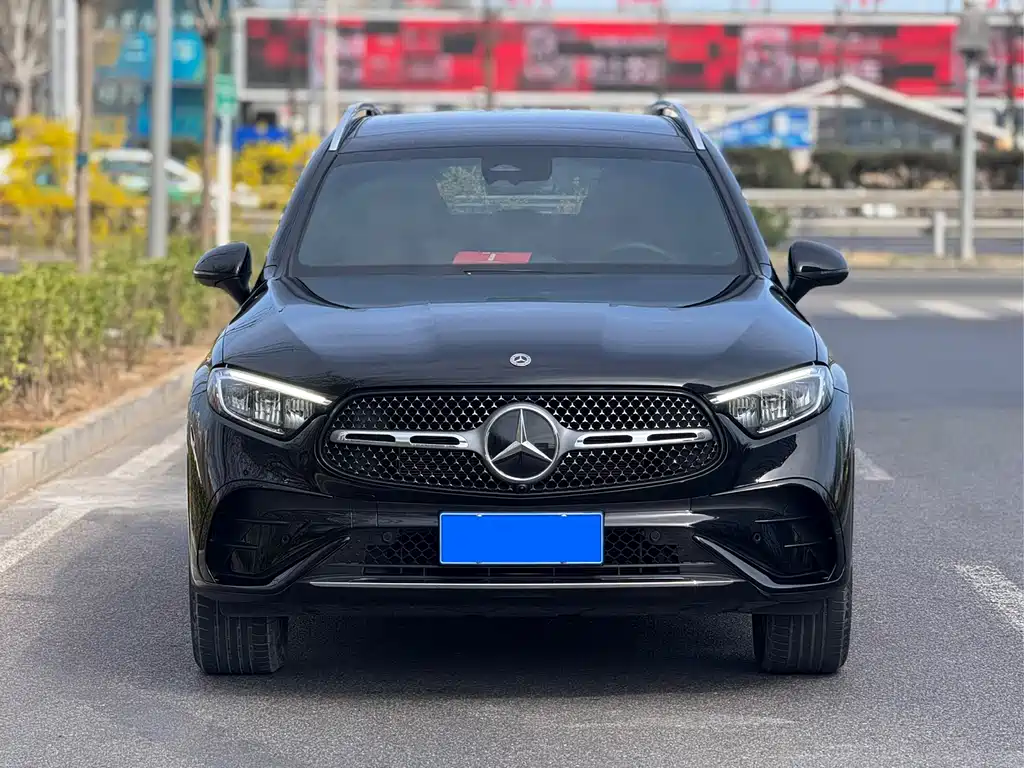 Mercedes-Benz GLC 2024 GLC 260 L 4MATIC luxury model 5 seats купить на сайте DeffCars