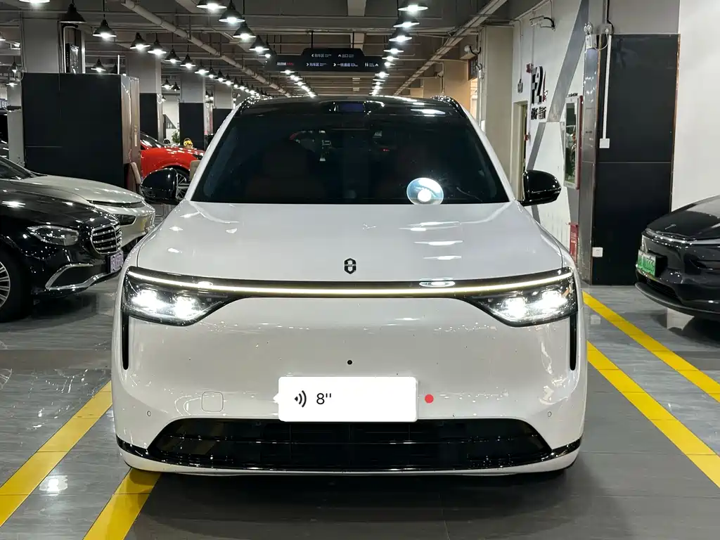 Wenjie M8 2025 extended range Max+ version 53.4kWh 5-seater version купить на сайте DeffCars