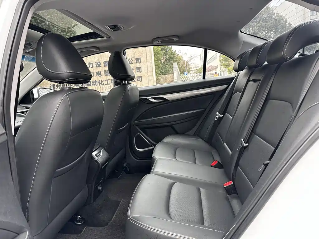 Emgrand 2019 Leading Edition 1.5L CVT Upward Asian Games Edition National VI купить на сайте DeffCars