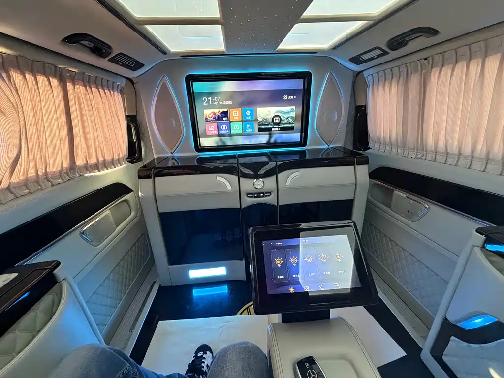 Mercedes-Benz V-Class 2018 V 260 Premium Edition National VI купить на сайте DeffCars