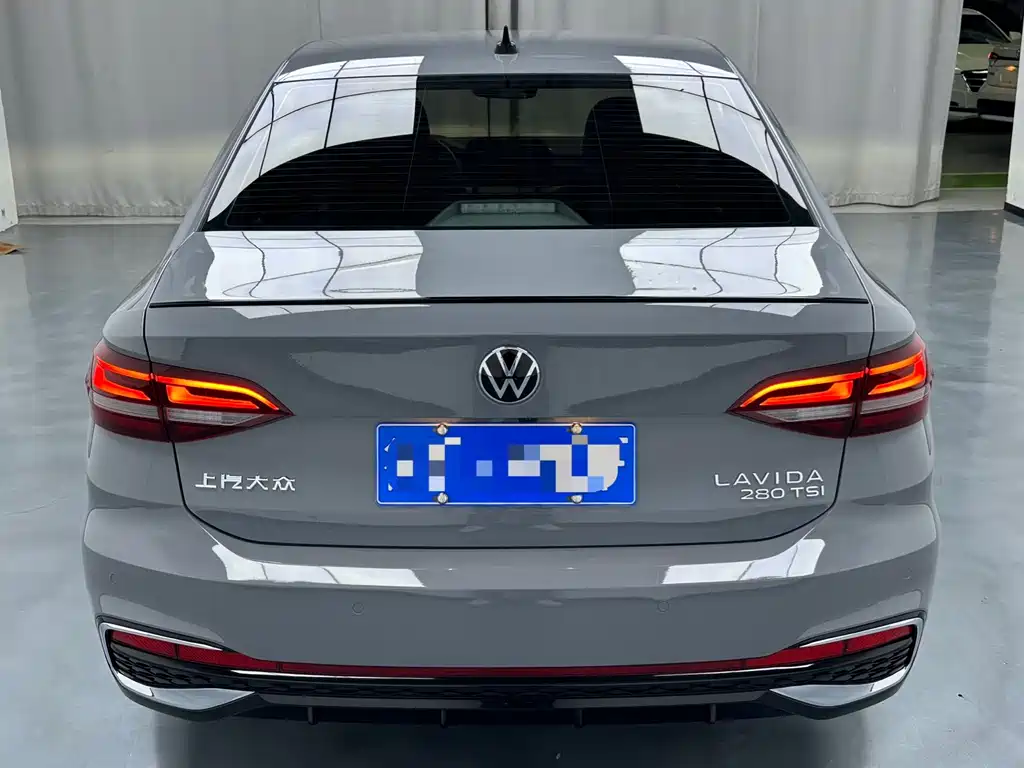 Lavida 2023 280TSI DSG Starry Sky Full Edition купить на сайте DeffCars