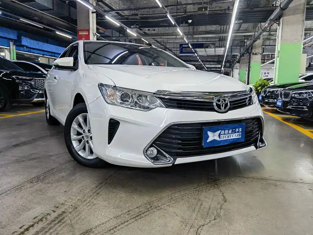 Camry 2016 2.0G 10th Anniversary Leading Edition купить на сайте DeffCars