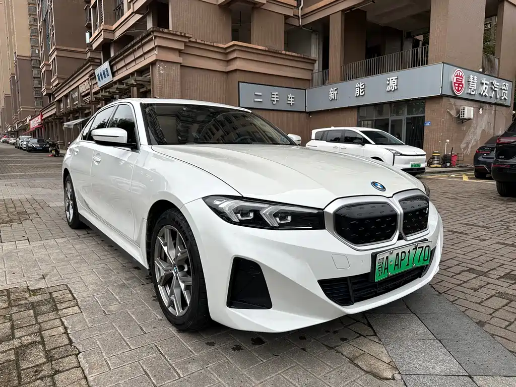 BMW i3 2024 eDrive 35 L купить на сайте DeffCars