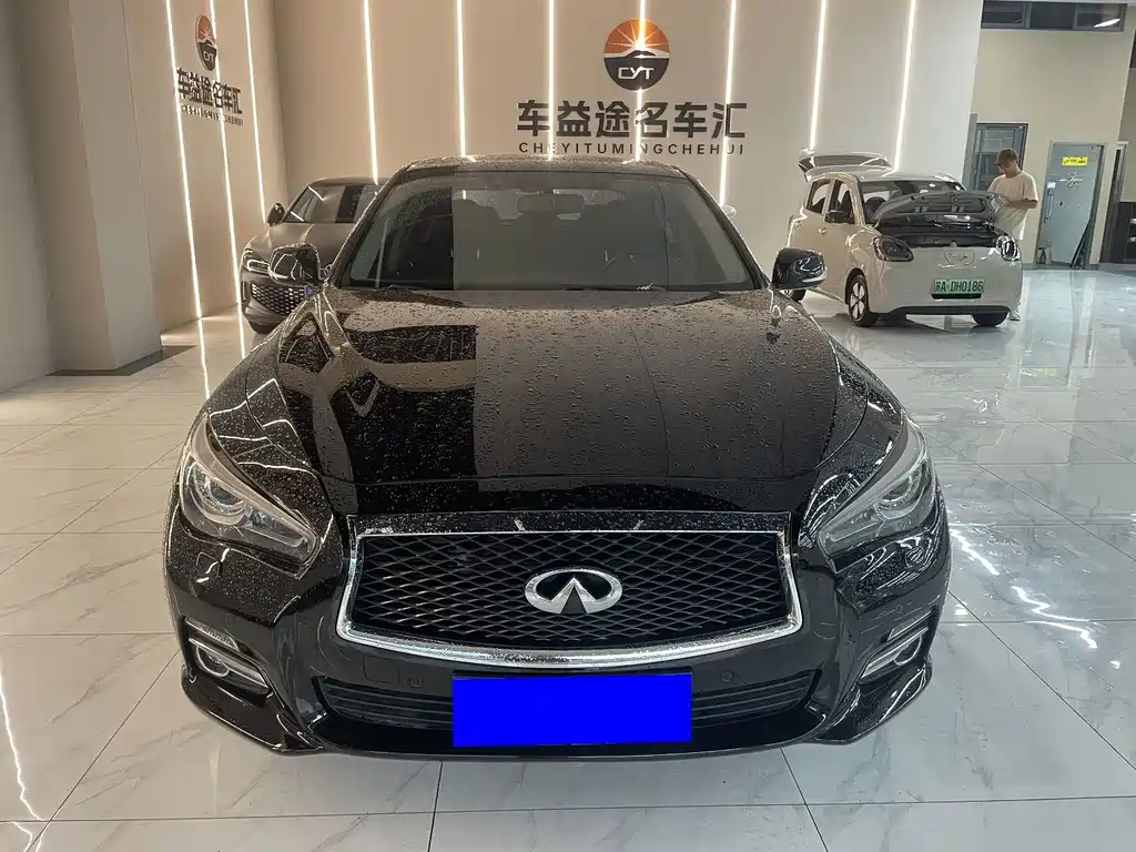 Infiniti Q50L 2015 2.0T Luxury Edition купить на сайте DeffCars