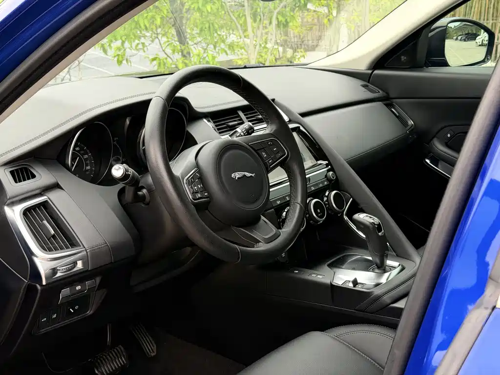 Jaguar E-PACE 2018 P200 S National V купить на сайте DeffCars
