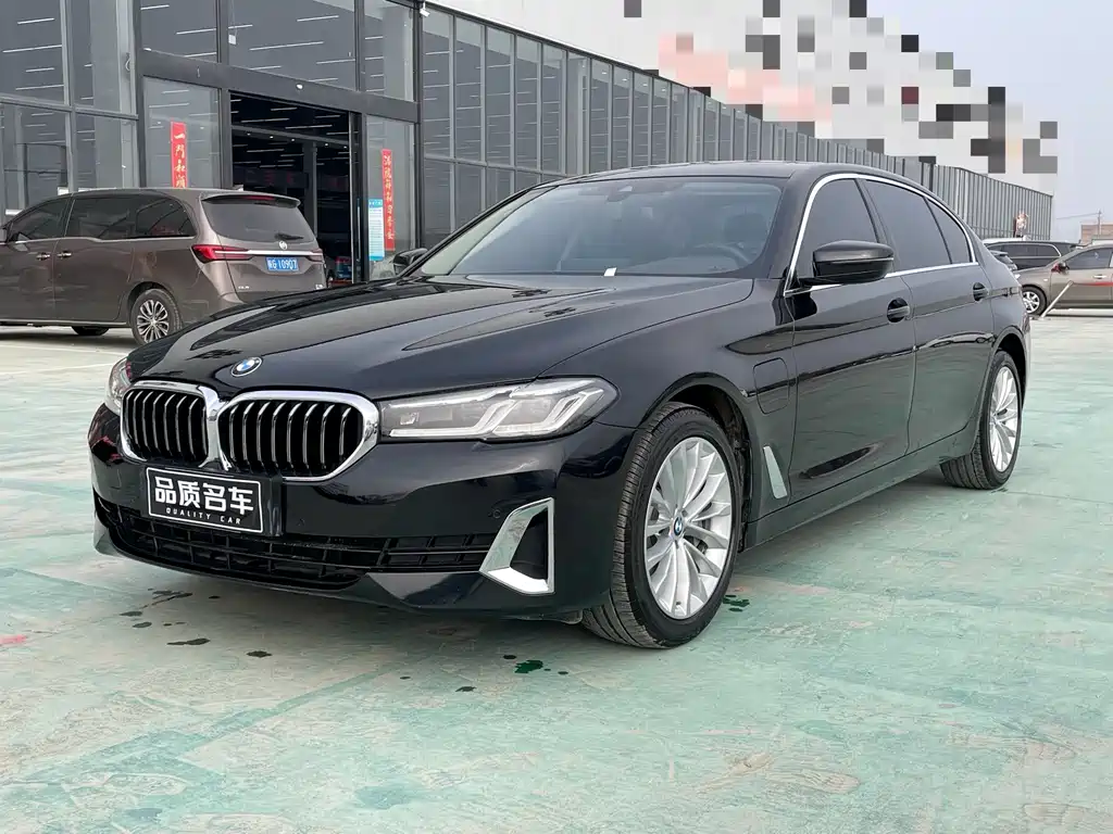 BMW 5 Series New Energy 2021 535Le Luxury Package купить на сайте DeffCars
