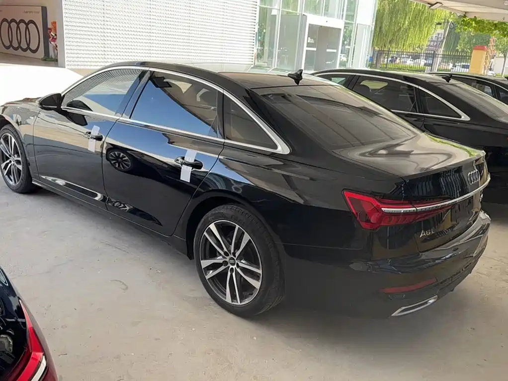 Audi A6L 2022 40 TFSI luxury and dynamic model купить на сайте DeffCars