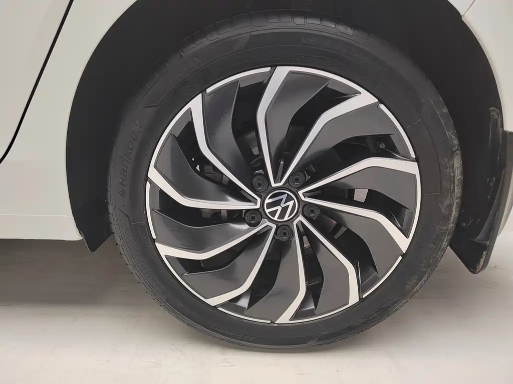 Golf 2023 280TSI DSG Pro купить на сайте DeffCars
