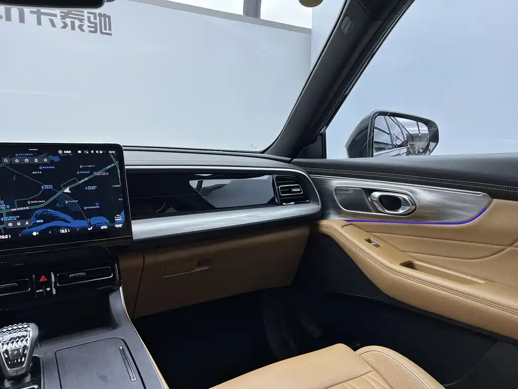Trumpchi GS8 2024 Pilot Series 2.0TGDI four-wheel drive luxury smart connected version 7 seats купить на сайте DeffCars