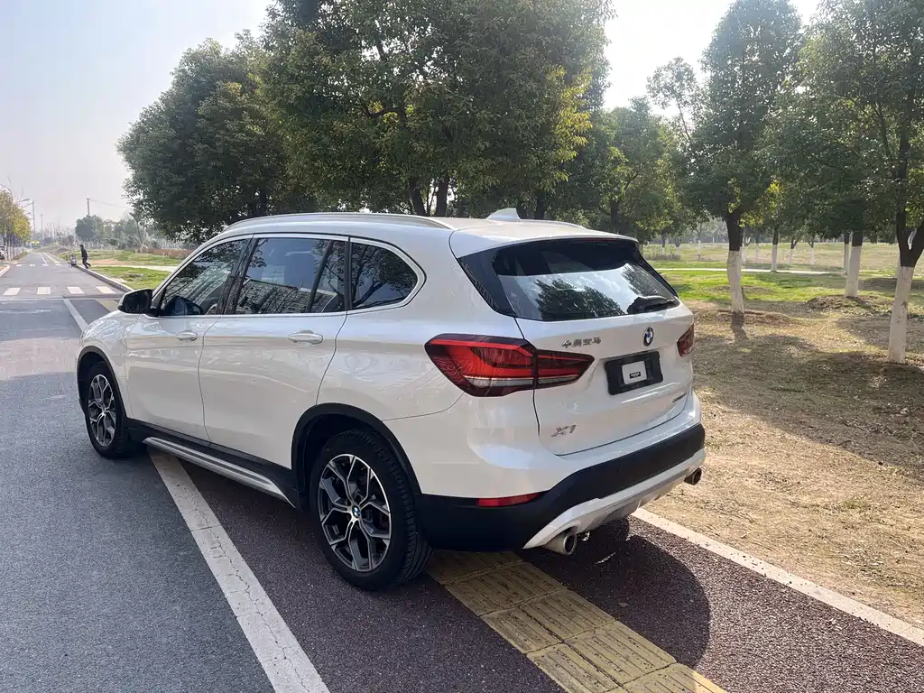 BMW X1 2022 sDrive20Li Fashion Model купить на сайте DeffCars