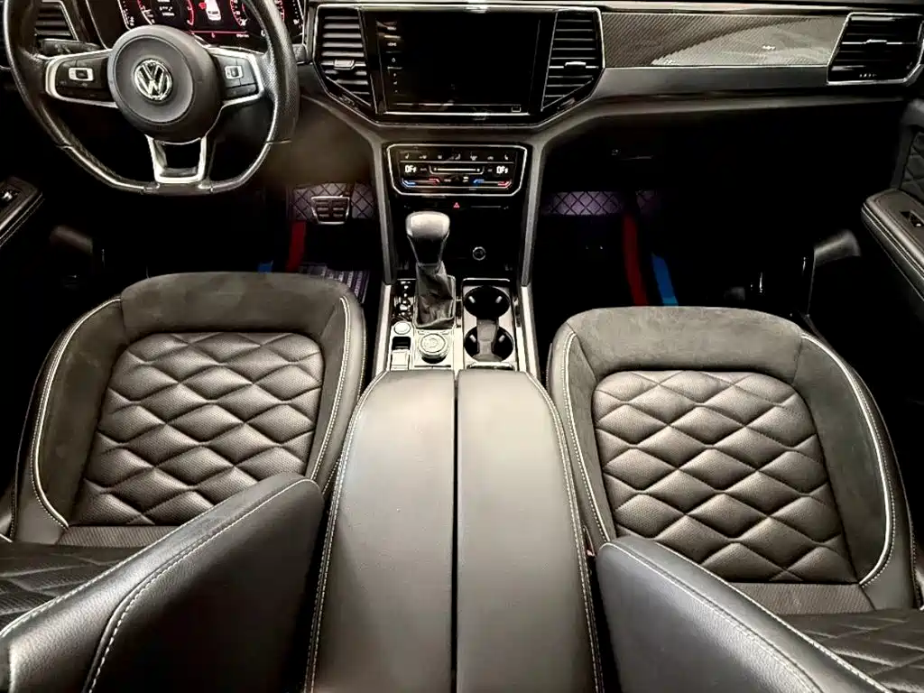 Touron 2020 Touron X 380TSI four-wheel drive luxury version купить на сайте DeffCars