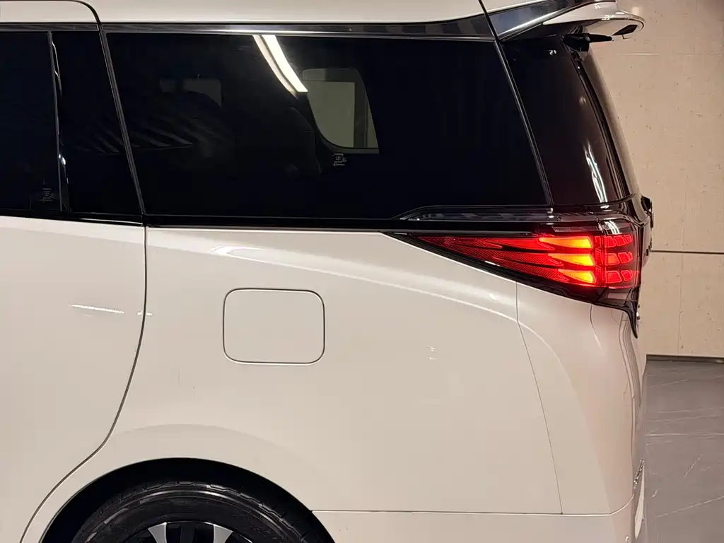 Alfa 2024 Dual Engine 2.5L Premium Edition купить на сайте DeffCars