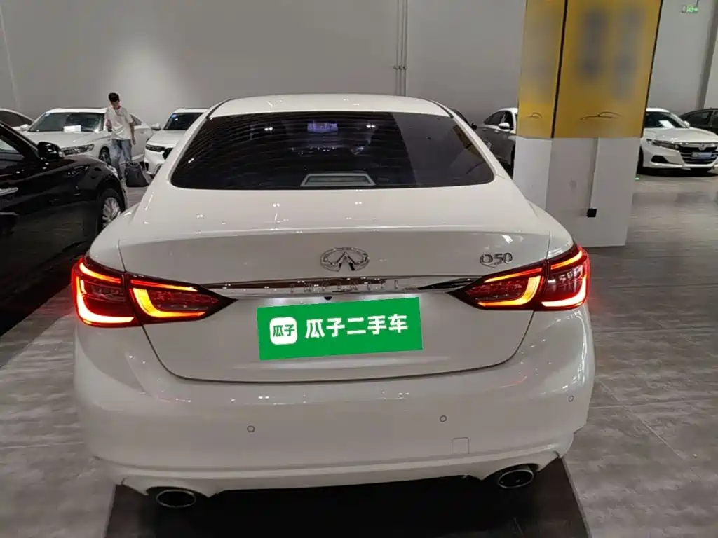 Infiniti Q50L 2018 2.0T Comfort Edition National VI купить на сайте DeffCars