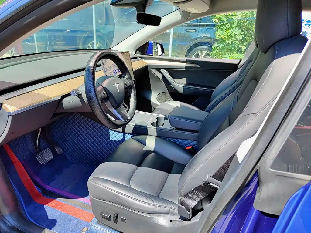 Model Y 2022 long-range all-wheel drive version купить на сайте DeffCars