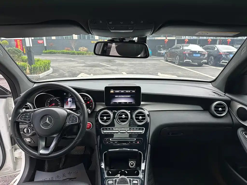 Mercedes-Benz GLC 2018 GLC 200 4MATIC купить на сайте DeffCars