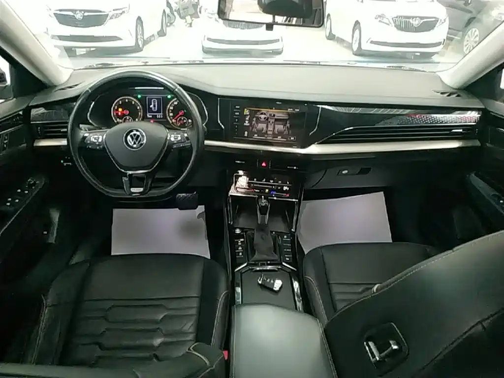 Passat 2020 facelift 280TSI Elite Edition National VI купить на сайте DeffCars