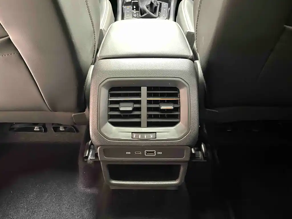 Tuyue 2021 280TSI two-wheel drive luxury version PLUS купить на сайте DeffCars