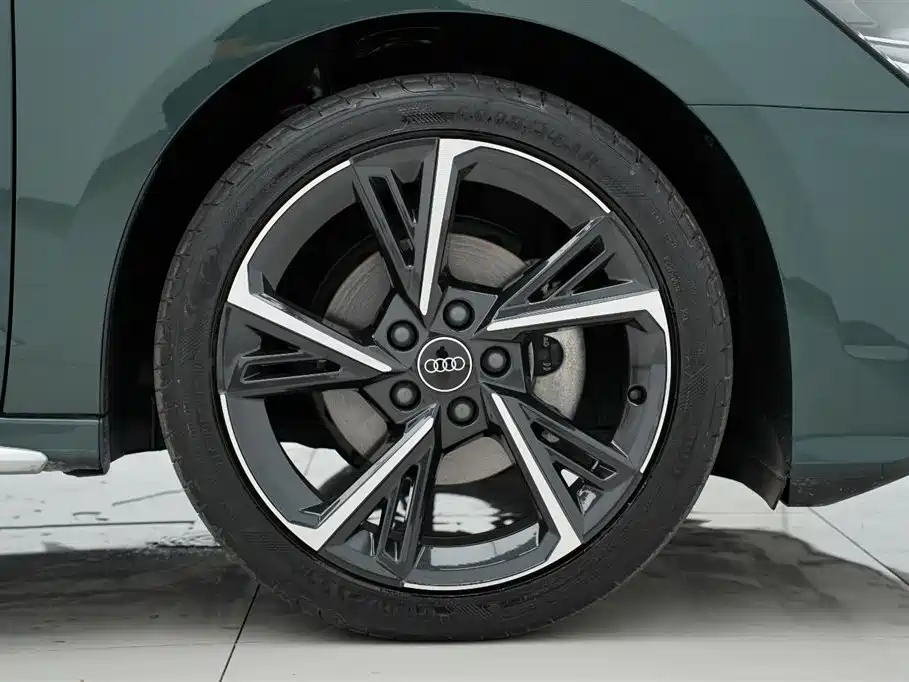Audi A3 2023 facelift Sportback 35 TFSI stylish and sporty купить на сайте DeffCars