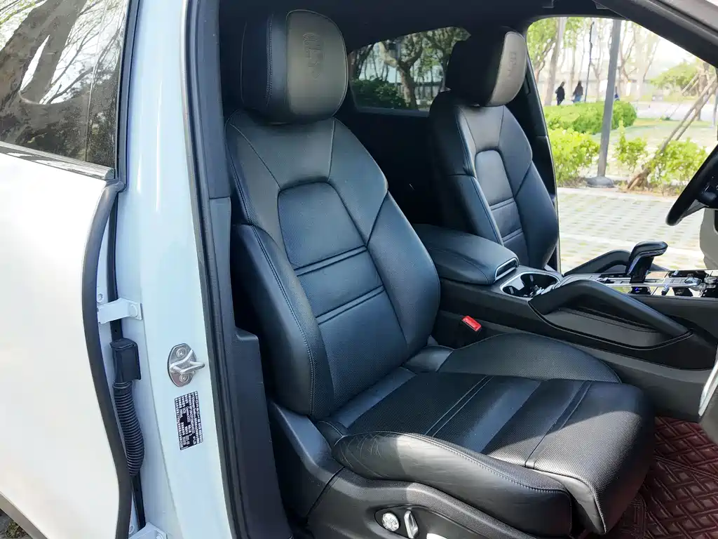 Cayenne 2019 Cayenne Coupé 3.0T купить на сайте DeffCars