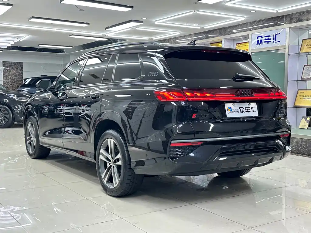 Audi Q6 2024 50 TFSI quattro flying riding suit 6 seats купить на сайте DeffCars