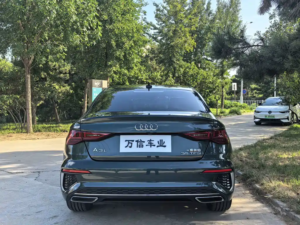 Audi A3 2023 A3L Limousine 35 TFSI Fashionable and Sporty купить на сайте DeffCars