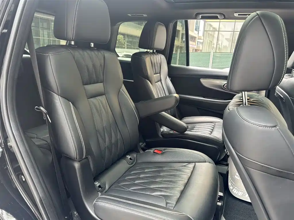 Trumpchi GS8 2022 Dual Engine Series 2.0TM Two-wheel drive Premium Edition (six seats) купить на сайте DeffCars