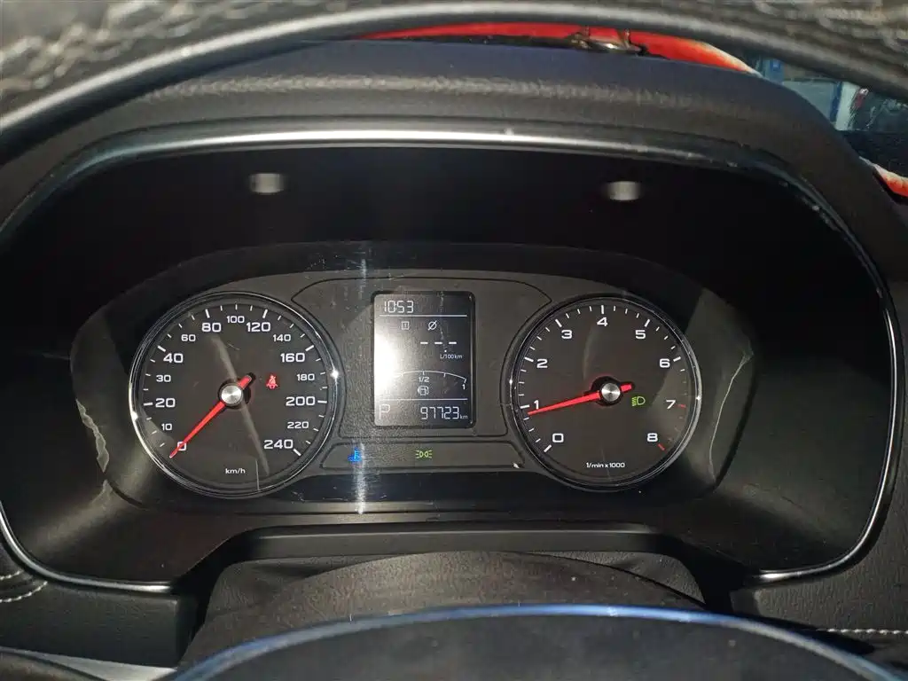 Roewe RX5 2020 20T automatic 4G interconnection surpasses the flagship version купить на сайте DeffCars