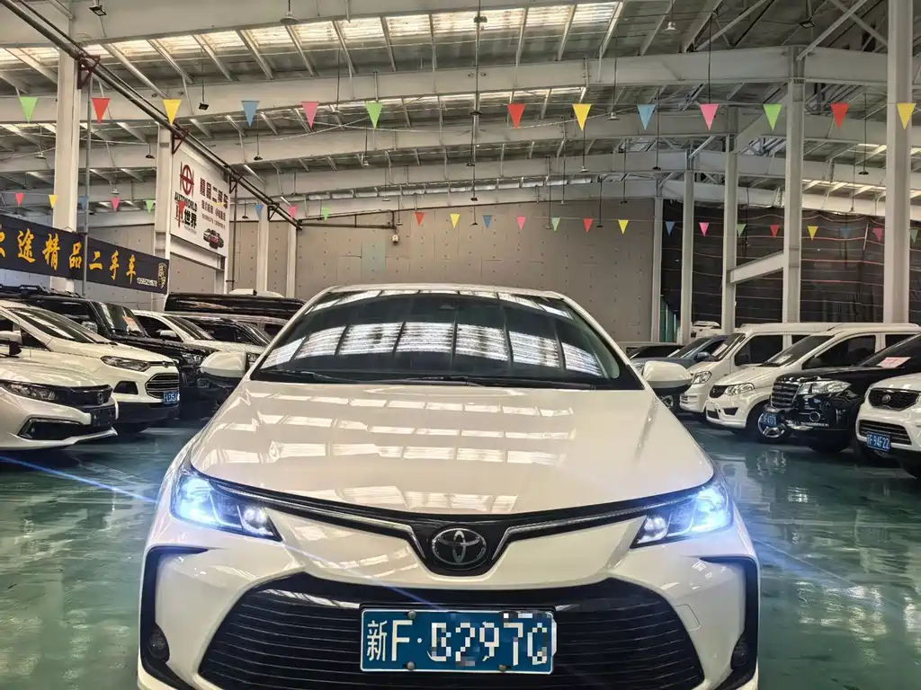 Corolla 2021 1.2T S-CVT Deluxe Edition купить на сайте DeffCars