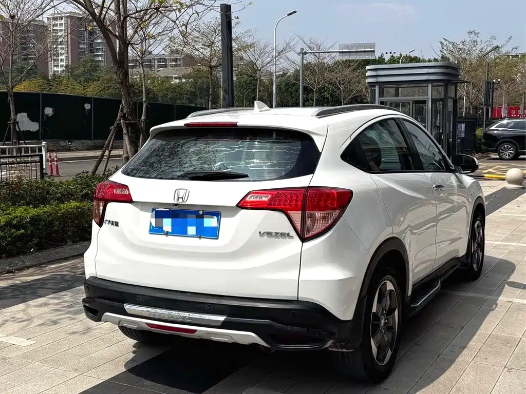 Binzhi 2016 1.8L CVT two-wheel drive Pioneer type купить на сайте DeffCars