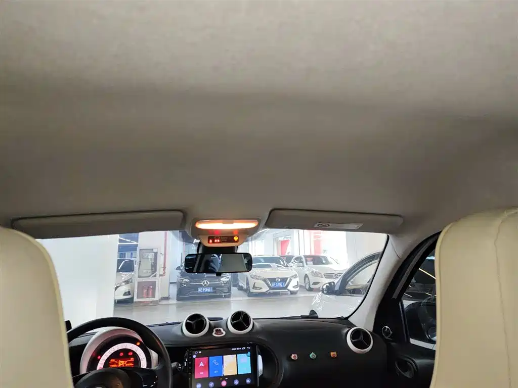 smart forfour 2018 1.0L 52kW smart version купить на сайте DeffCars