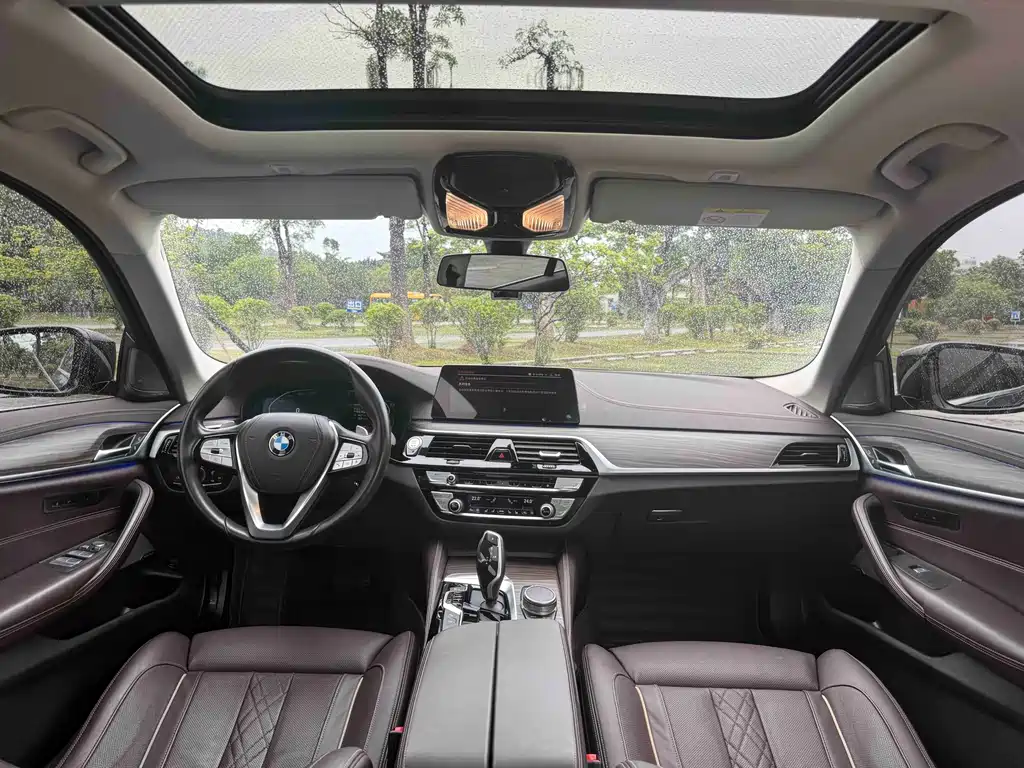 BMW 5 Series 2020 530Li Exclusive Luxury Package купить на сайте DeffCars
