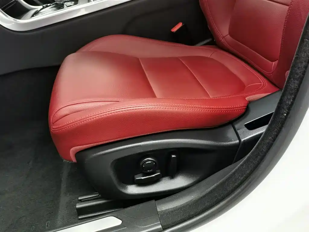 Jaguar XEL 2021 2.0T 250PS R-DYNAMIC S Advanced Sports Edition купить на сайте DeffCars