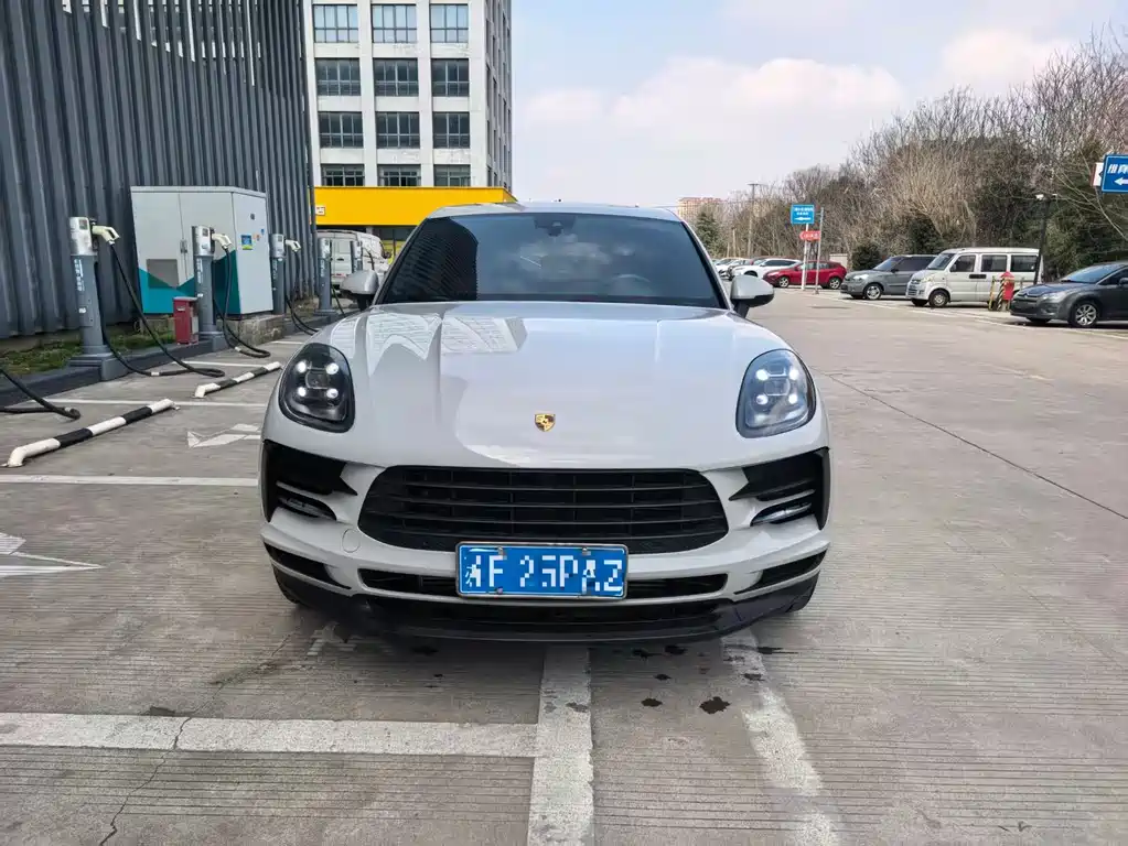 Macan 2021 Macan 2.0T купить на сайте DeffCars