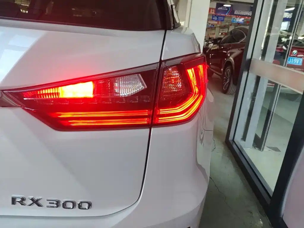 Lexus RX 2016 300 two-wheel drive comfort version National V купить на сайте DeffCars