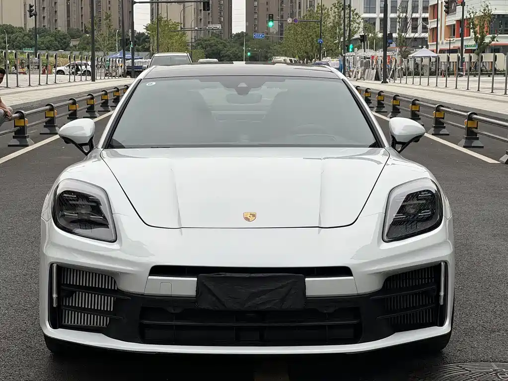 Panamera 2026 Panamera Exclusive Edition 2.9T купить на сайте DeffCars