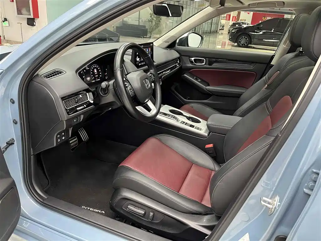 Stylish 2023 2.0L e:HEV Rui·Exclusive Edition купить на сайте DeffCars
