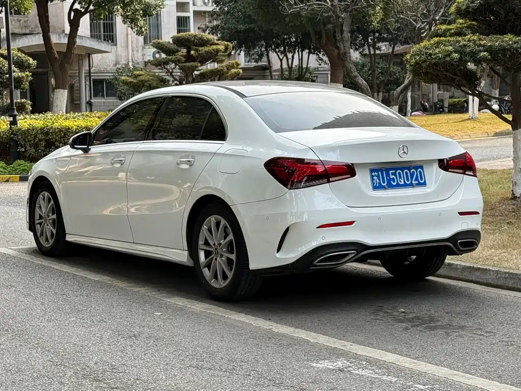 Mercedes-Benz A-Class 2020 A 200 L Sports Sedan купить на сайте DeffCars