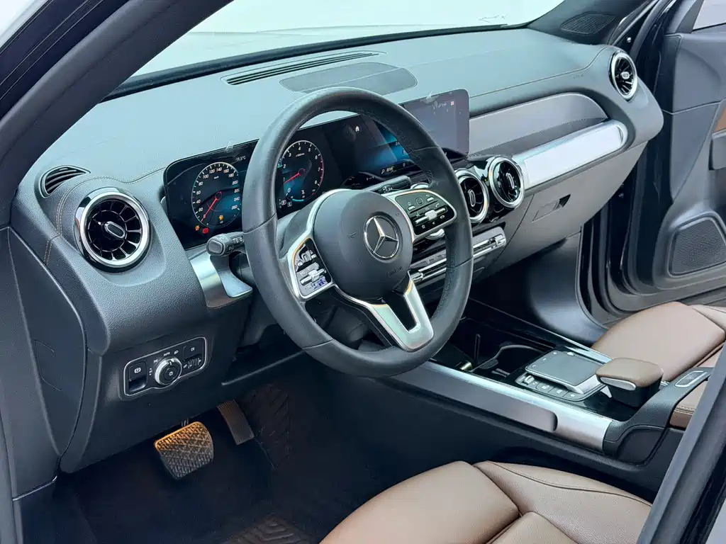 Mercedes-Benz GLB 2020 GLB 180 Dynamic купить на сайте DeffCars