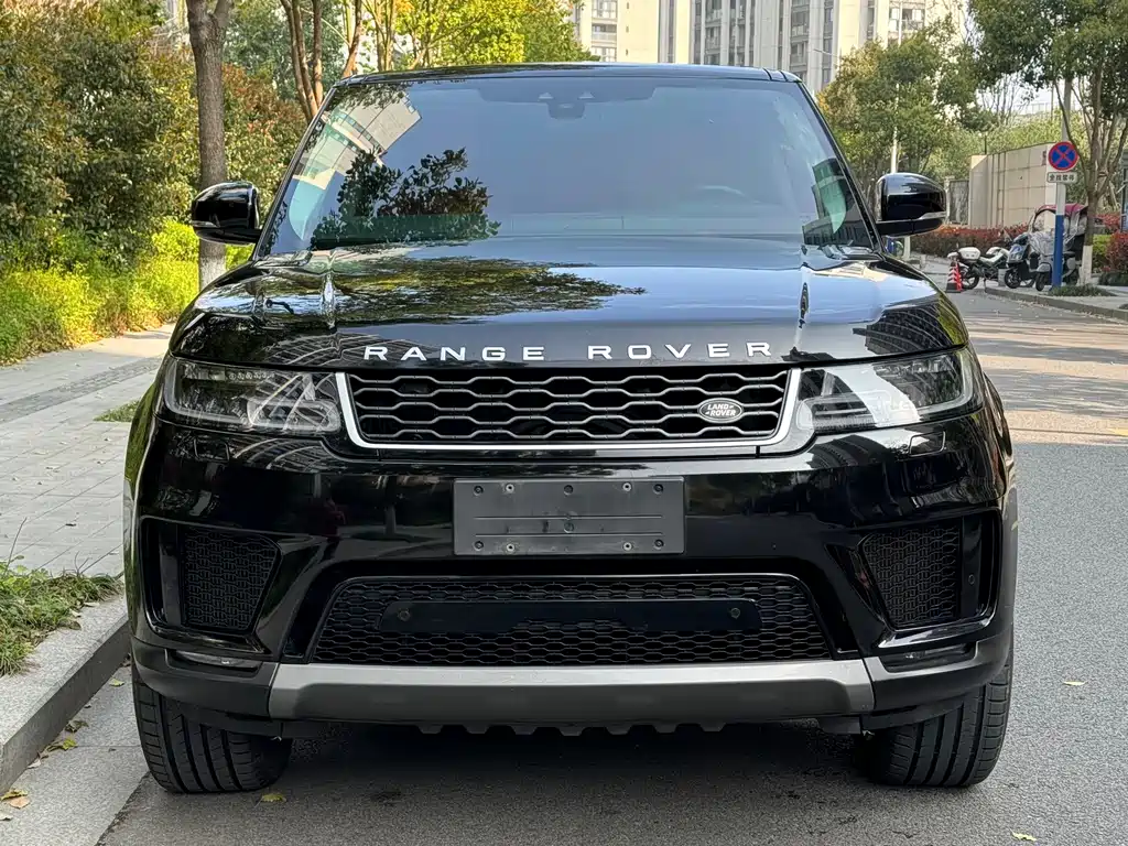 Range Rover Sport 2021 3.0 L6 SE купить на сайте DeffCars