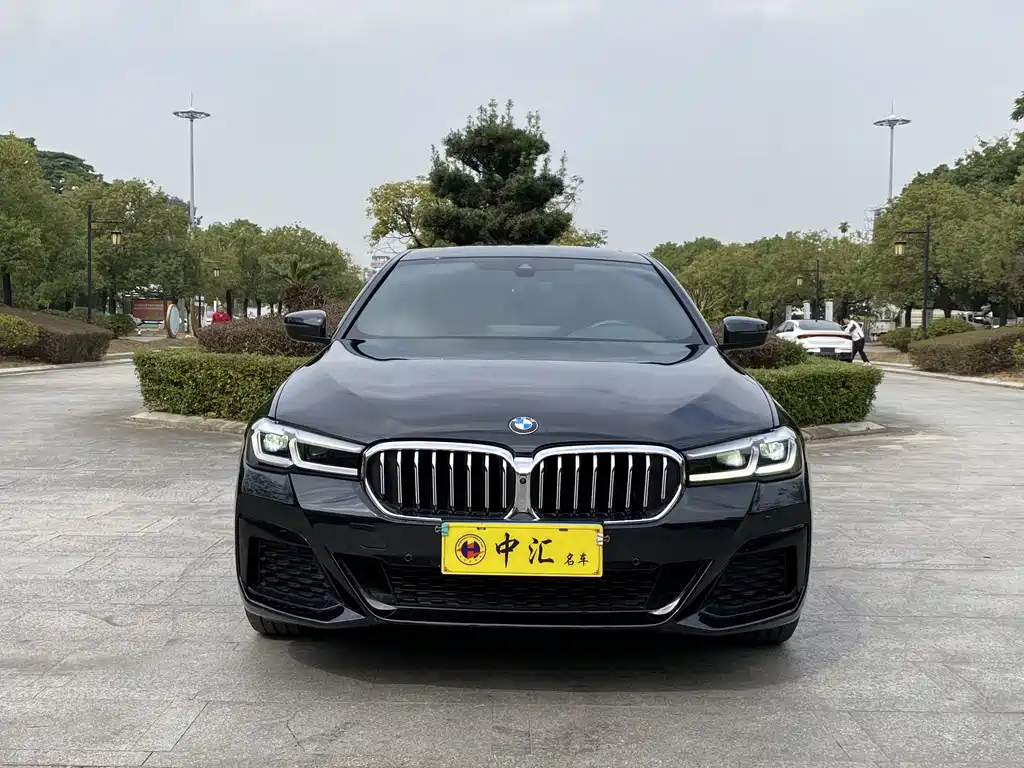 BMW 5 Series 2022 facelift 530Li exclusive M sports package купить на сайте DeffCars