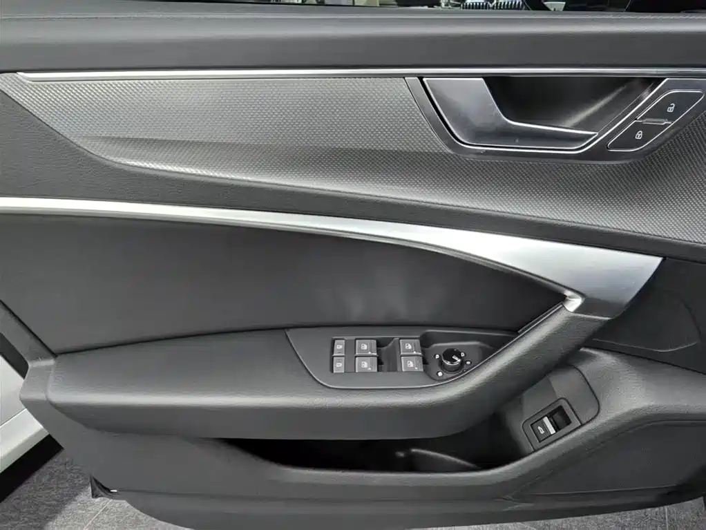 Audi A6L 2023 facelift 45 TFSI premium dynamic model купить на сайте DeffCars