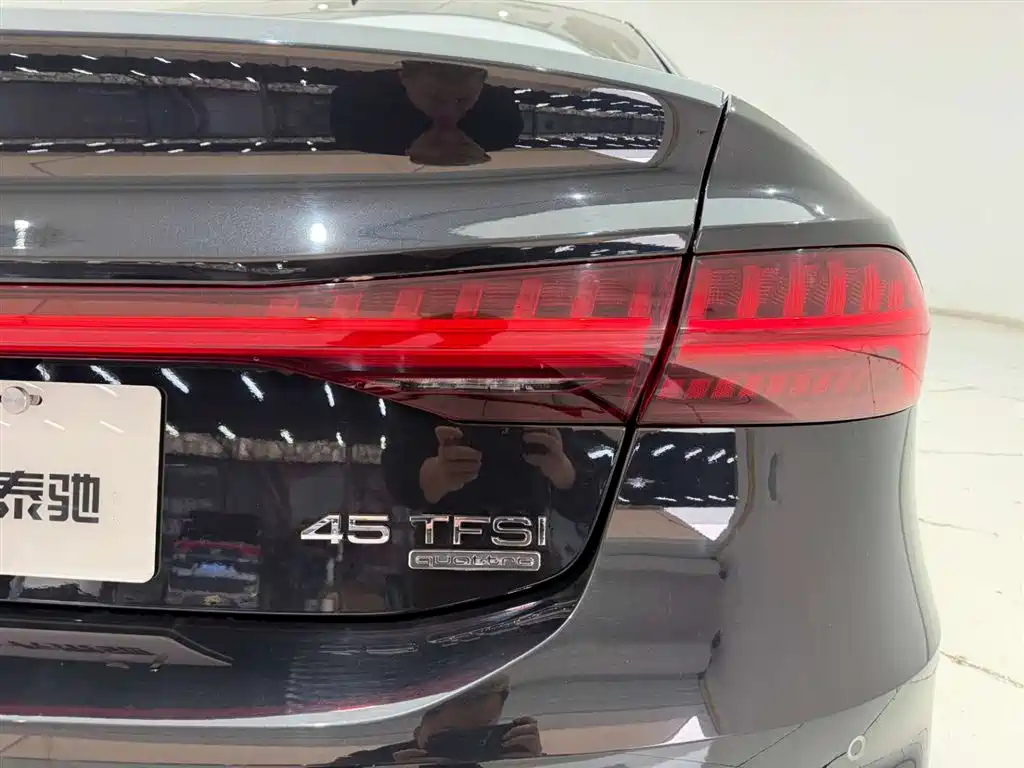 Audi A7L 2024 45 TFSI luxury model купить на сайте DeffCars