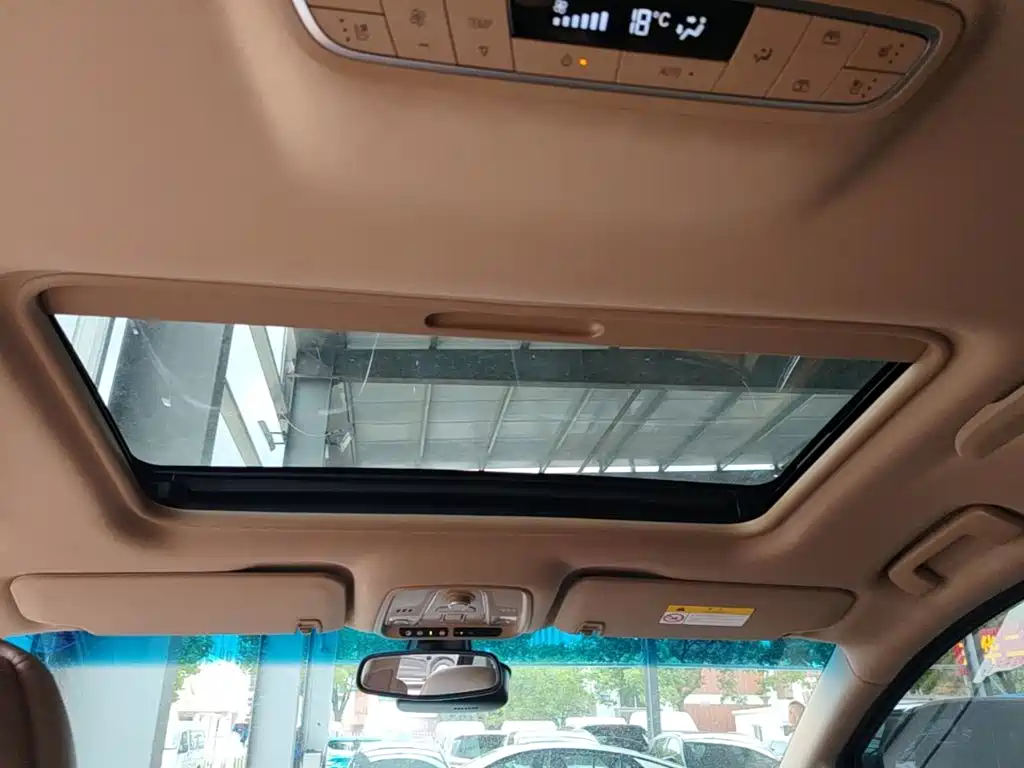 Buick GL8 2018 ES 28T flagship model National VI купить на сайте DeffCars