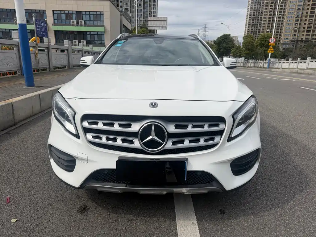 Mercedes-Benz GLA 2019 GLA 200 Fashion Model купить на сайте DeffCars